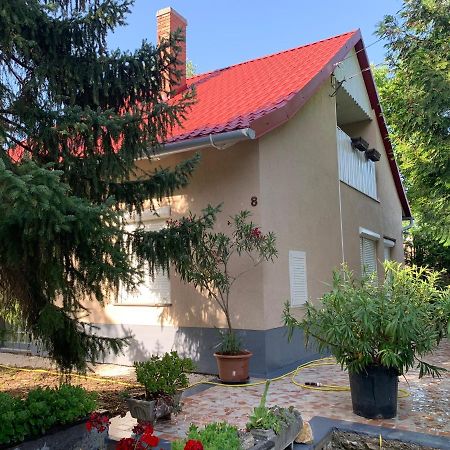 Pellegrini Apartman Balatonakali Exterior foto