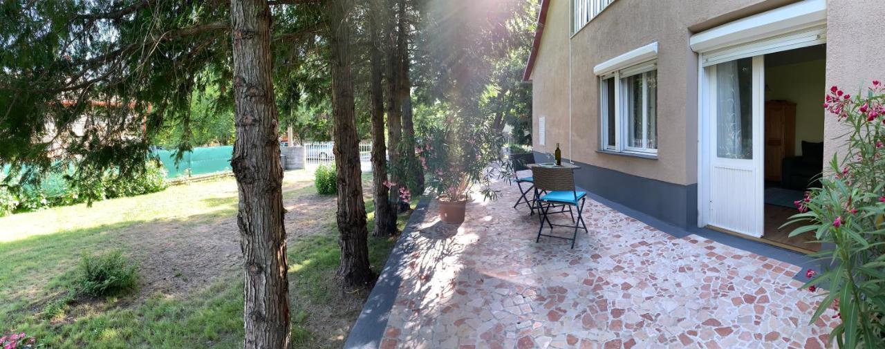 Pellegrini Apartman Balatonakali Exterior foto