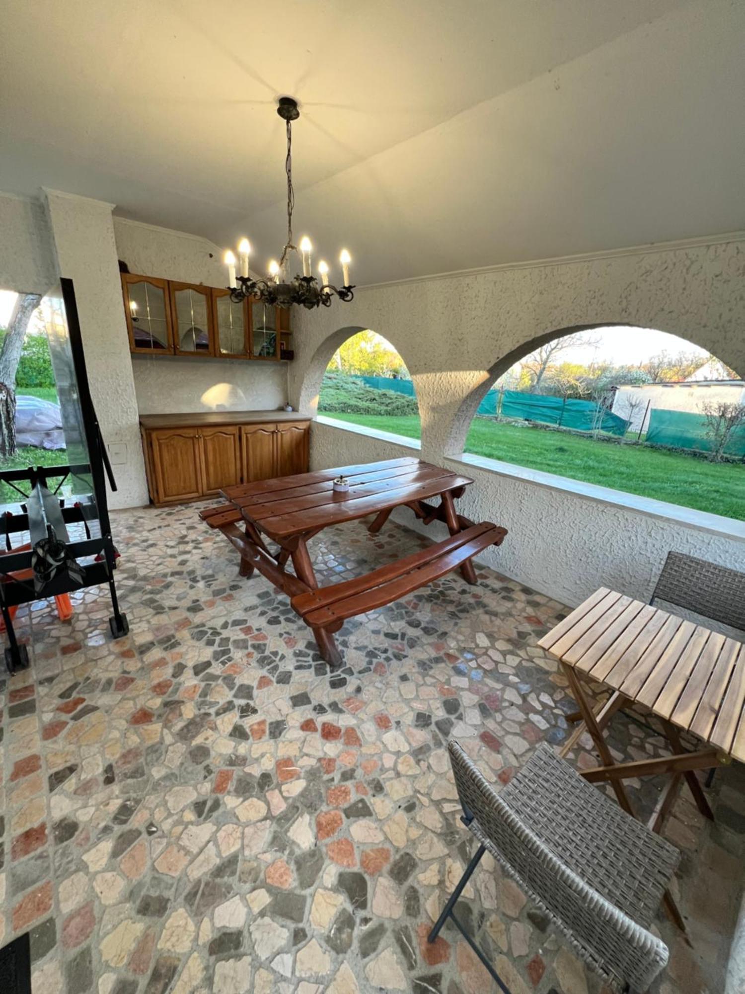 Pellegrini Apartman Balatonakali Exterior foto