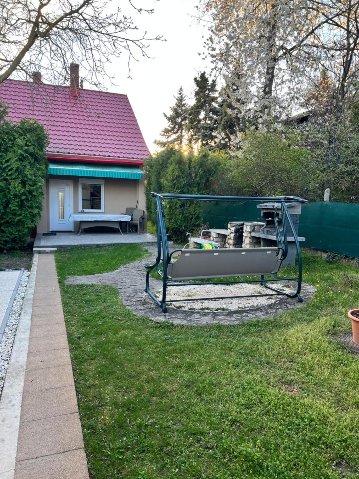 Pellegrini Apartman Balatonakali Exterior foto